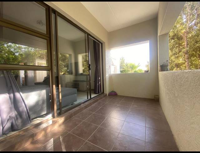 2 BEDROOM APARTMENT FOR SALE IN VORNA VALLEY